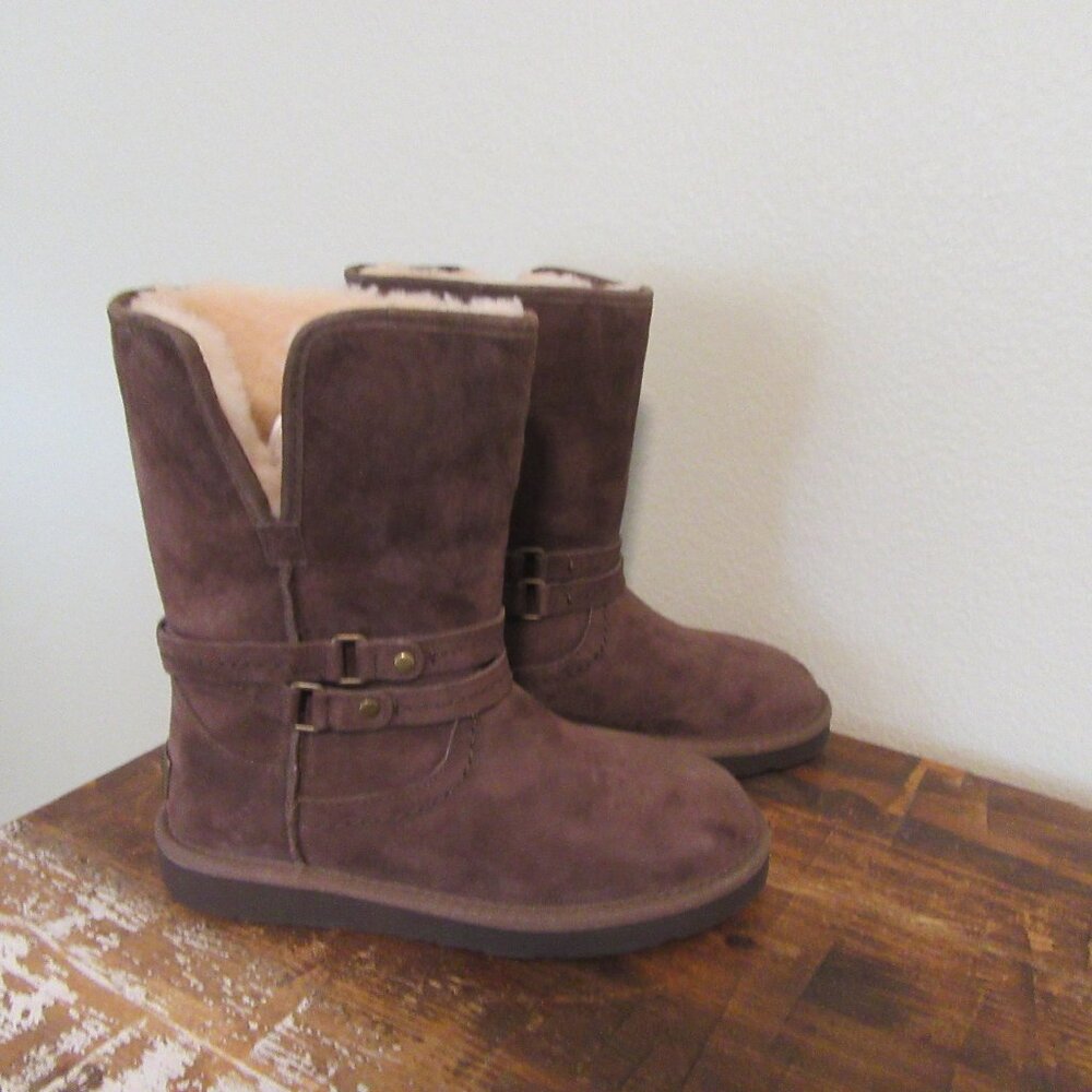 UGG PALISADE YOUTH BOOTS CHOCOLATE US 6